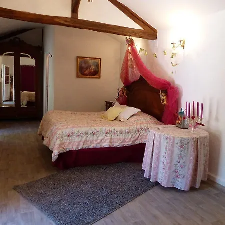 Chateau De Montsable Nocleg ze śniadaniem
