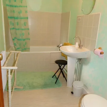 Chateau De Montsable 3*