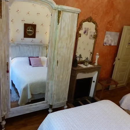 Chateau De Montsable فندق مبيت وإفطار