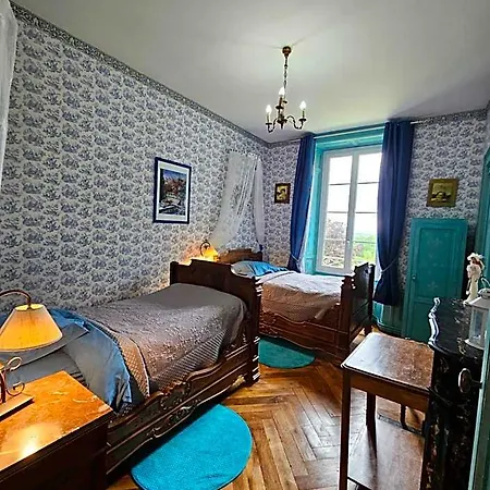 Nocleg ze śniadaniem Chateau De Montsable 3*