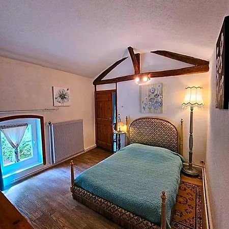 Chateau De Montsable Nocleg ze śniadaniem 3*
