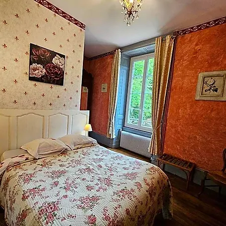 Nocleg ze śniadaniem Chateau De Montsable Lezoux