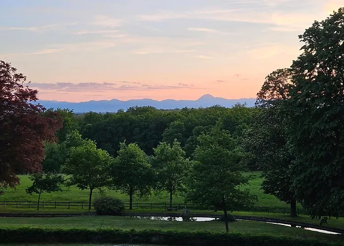 Chateau De Montsable