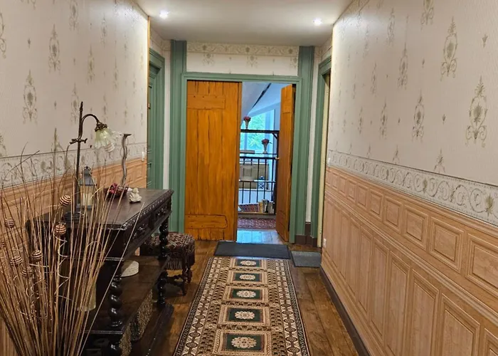 Chateau De Montsable Nocleg ze śniadaniem 3*