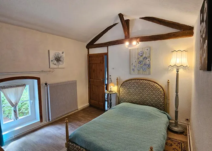 Chateau De Montsable 3*