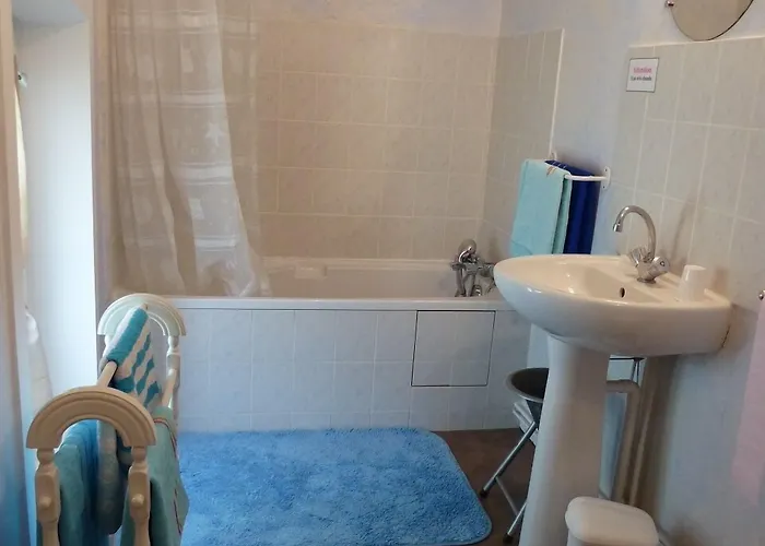 Nocleg ze śniadaniem Chateau De Montsable 3*