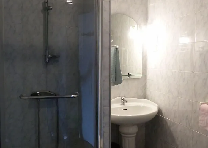 Chateau De Montsable Nocleg ze śniadaniem