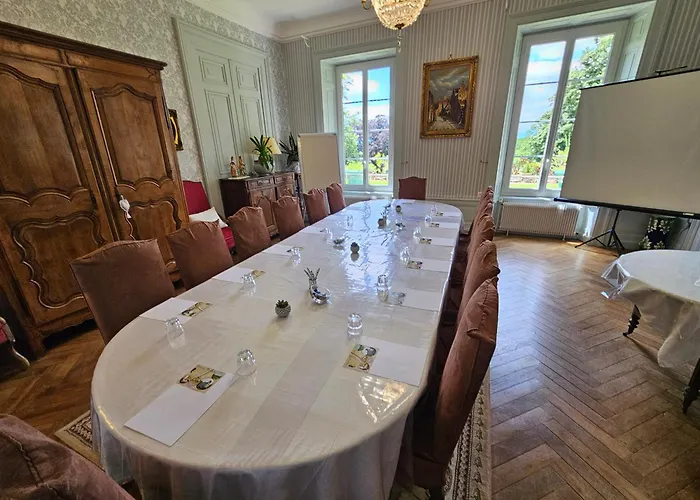 Chateau De Montsable 3*