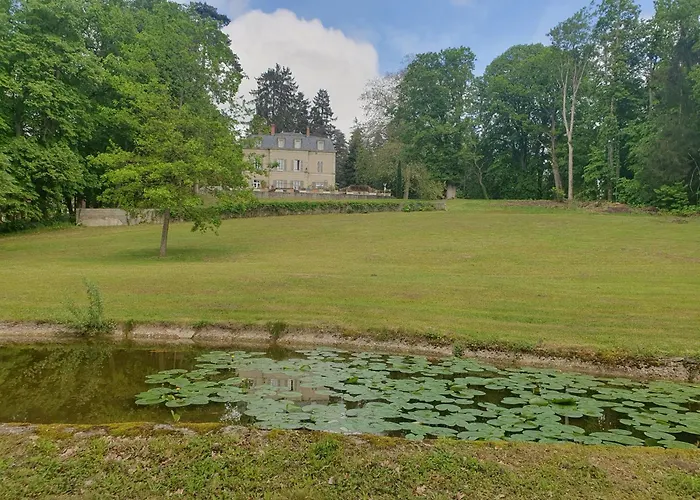 Nocleg ze śniadaniem Chateau De Montsable 3*